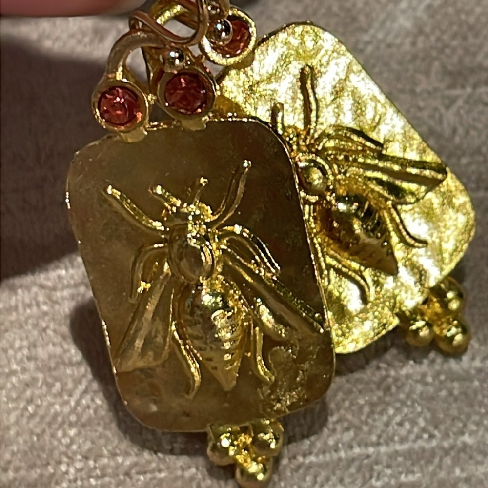 Hammered Bumble Bee Gold Color Shield Earrings CZ Rose Diamonds French Hooks New